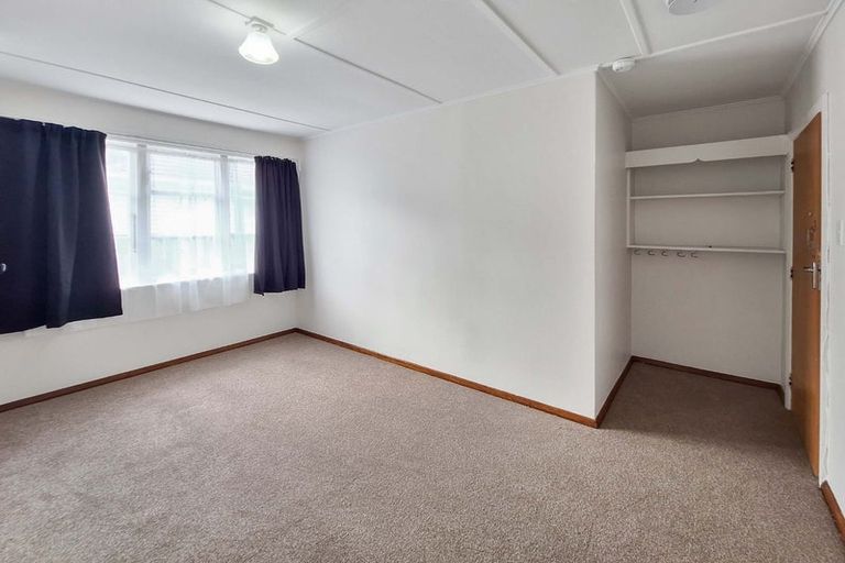 Photo of property in 121 Kowhai Street, Naenae, Lower Hutt, 5011