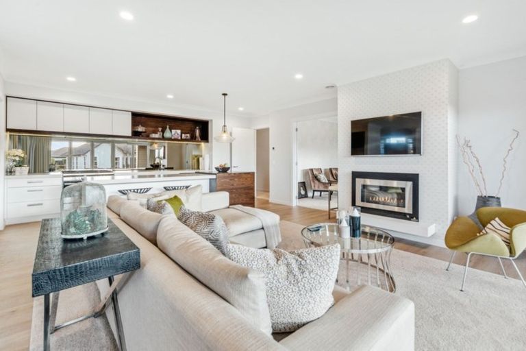 Photo of property in 2 Audrey Place, Flagstaff, Hamilton, 3210