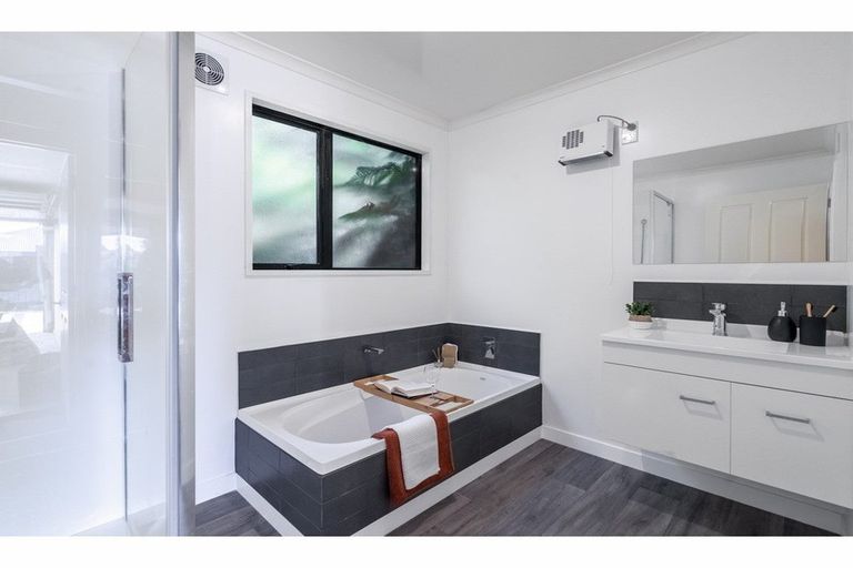 Photo of property in 131 Newcastle Street, Windsor, Invercargill, 9810