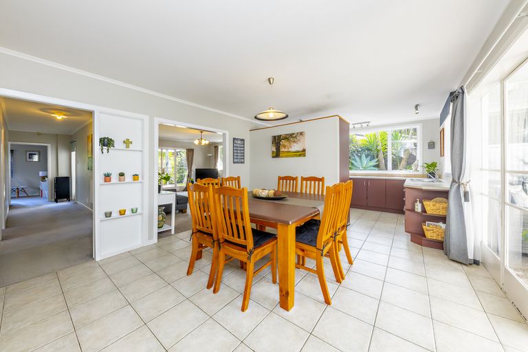 Photo of property in 50 Claude Road, Hillpark, Auckland, 2102