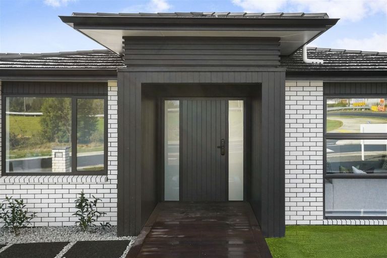 Photo of property in 2 Maggie Place, Chartwell, Hamilton, 3210