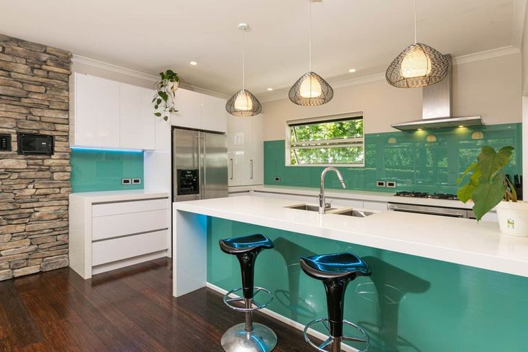 Photo of property in 51 Churchouse Road, Greenhithe, Auckland, 0632