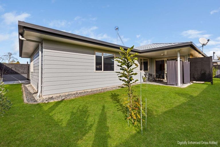 Photo of property in 8 Donegal Place, Katikati, 3129