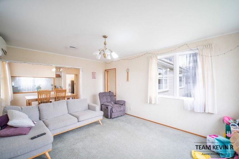 Photo of property in 28 Brightwell Street, Papakura, 2110