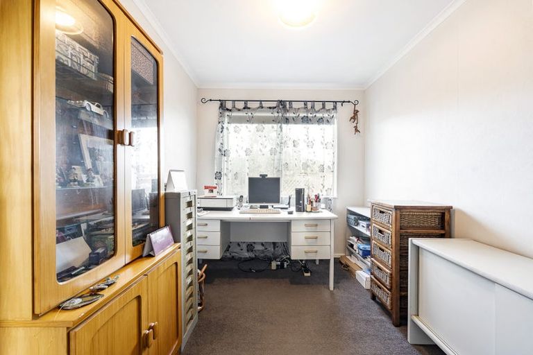 Photo of property in 82b Branch Road, Highlands Park, New Plymouth, 4312