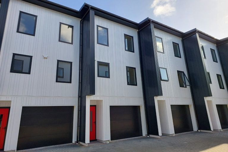 Photo of property in 11/97b Mokoia Road, Birkenhead, Auckland, 0626