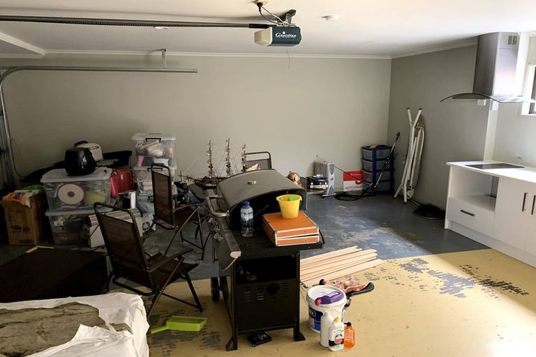 Photo of property in 2/17 Kennedy Avenue, Forrest Hill, Auckland, 0620