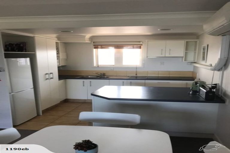 Photo of property in 245 Marine Parade, Napier South, Napier, 4110