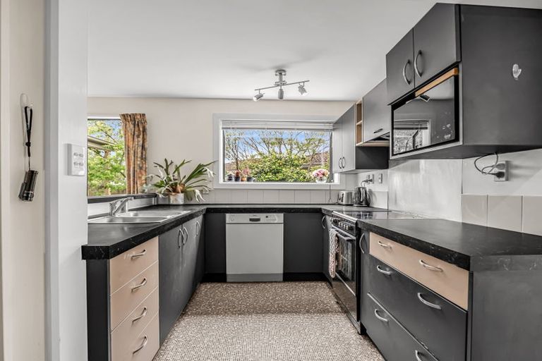 Photo of property in 22b Medina Crescent, Parklands, Christchurch, 8083