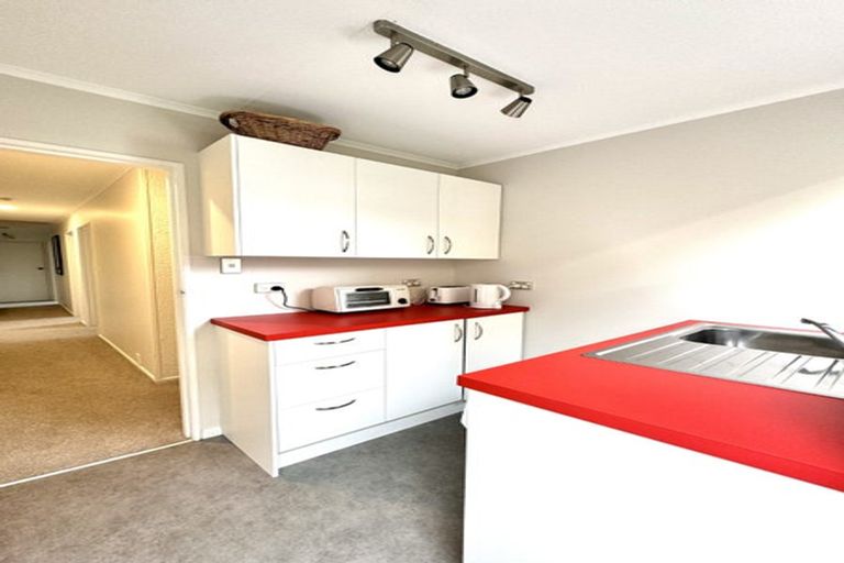 Photo of property in 99 Princes Drive, Britannia Heights, Nelson, 7010