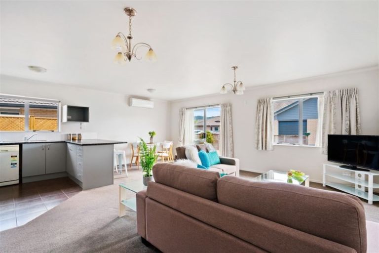 Photo of property in 10 Cobble Lane, Morningside, Whangarei, 0110