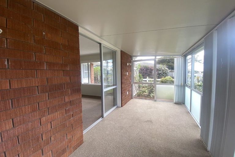 Photo of property in 124b Govett Avenue, Frankleigh Park, New Plymouth, 4310