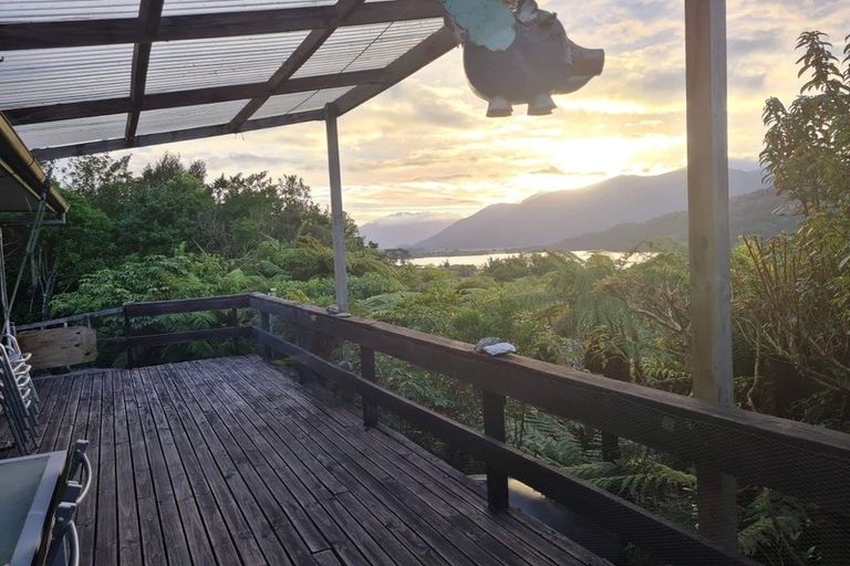 Photo of property in 2181 Lake Brunner Road, Inchbonnie, Kumara, 7875