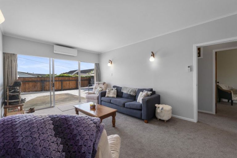 Photo of property in 9 Barrett Street, Westown, New Plymouth, 4310
