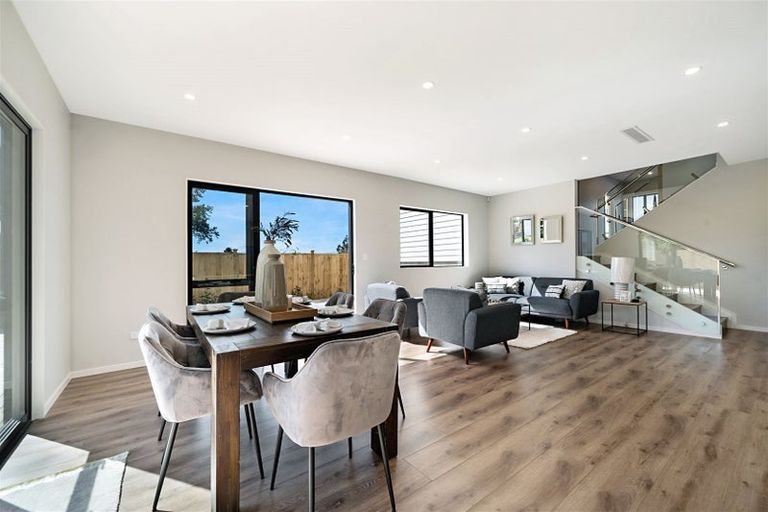 Photo of property in 18 Cirrus Way, Ranui, Auckland, 0612