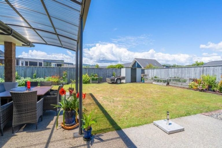 Photo of property in 4 Petrel Close, Paraparaumu Beach, Paraparaumu, 5032