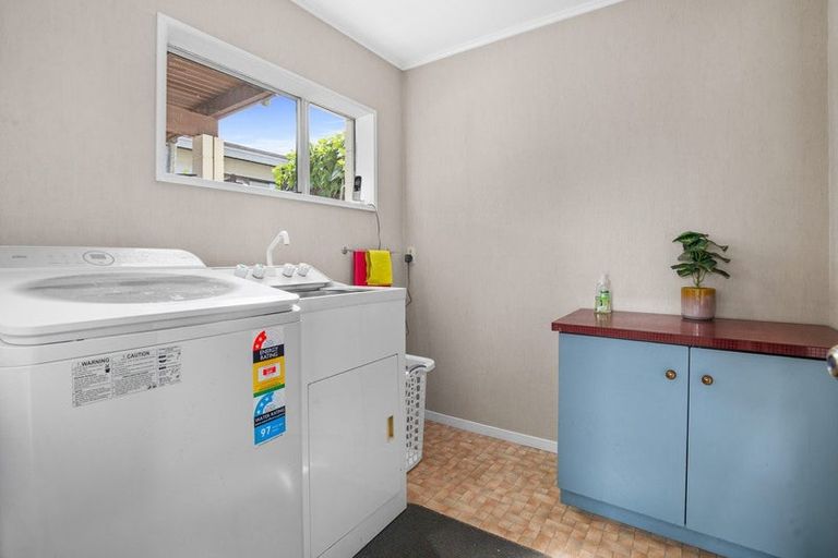 Photo of property in 29 Arnott Street, Alexandra, 9320