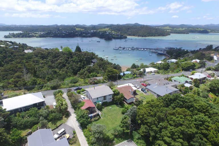 Photo of property in 18 Franklin Street, Opua, 0200