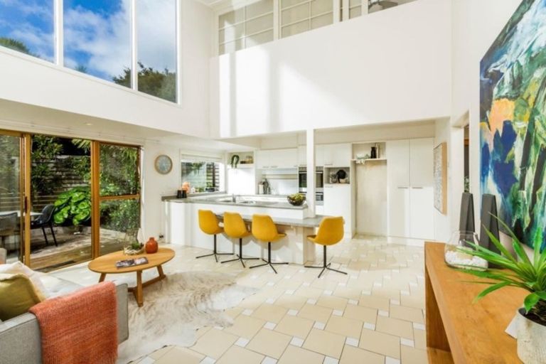 Photo of property in 30 Galaxy Drive, Mairangi Bay, Auckland, 0630