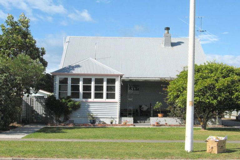 Photo of property in 56 Anzac Street, Gisborne, 4010