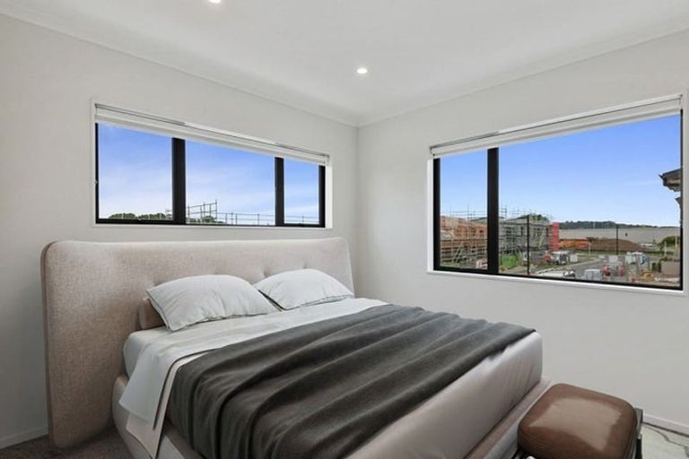 Photo of property in 53 Periko Way, Takanini, 2112