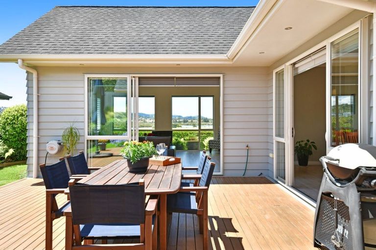 Photo of property in 225 Millwater Parkway, Silverdale, 0932