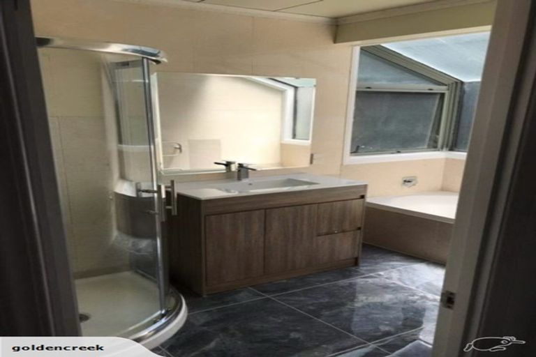 Photo of property in 26 Taroka Close, Pinehill, Auckland, 0632