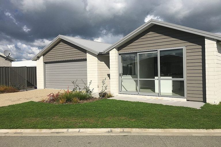 Photo of property in 7 Sable Lane, Pyes Pa, Tauranga, 3112