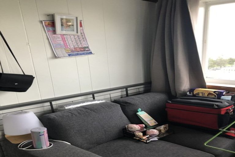 Photo of property in 8 Seaview Terrace, Bluff Hill, Napier, 4110