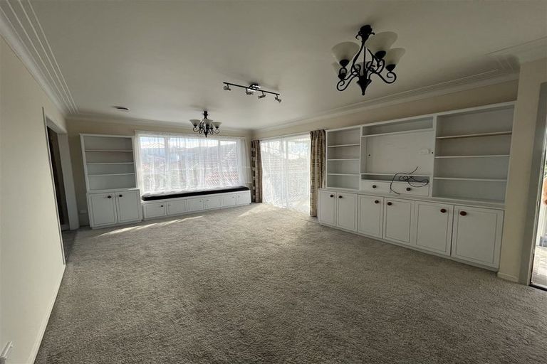 Photo of property in 424 Old Te Atatu Road, Te Atatu Peninsula, Auckland, 0610