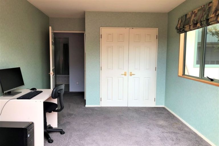 Photo of property in 22a High Street, Balclutha, 9230