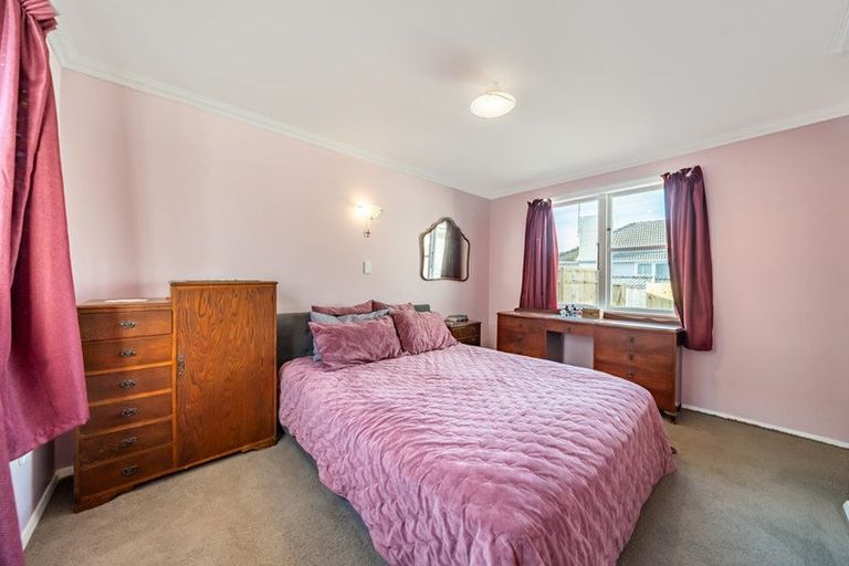 Photo of property in 18 Sheridan Crescent, Trentham, Upper Hutt, 5018