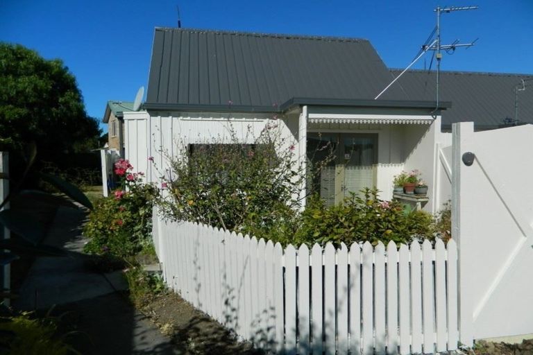 Photo of property in 49 Grantley Street, New Brighton, Christchurch, 8083