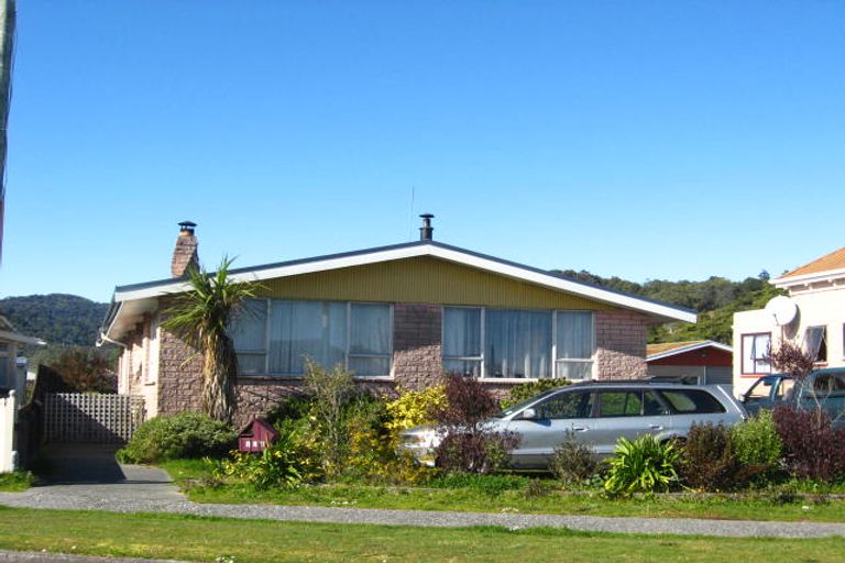 Photo of property in 145 Shakespeare Street, Greymouth, 7805