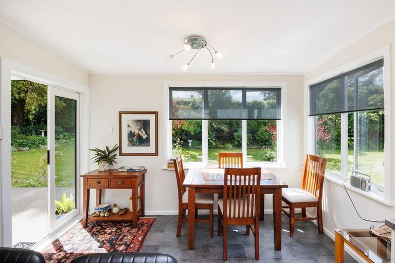 Photo of property in 8a Bond Street, Marton, 4710