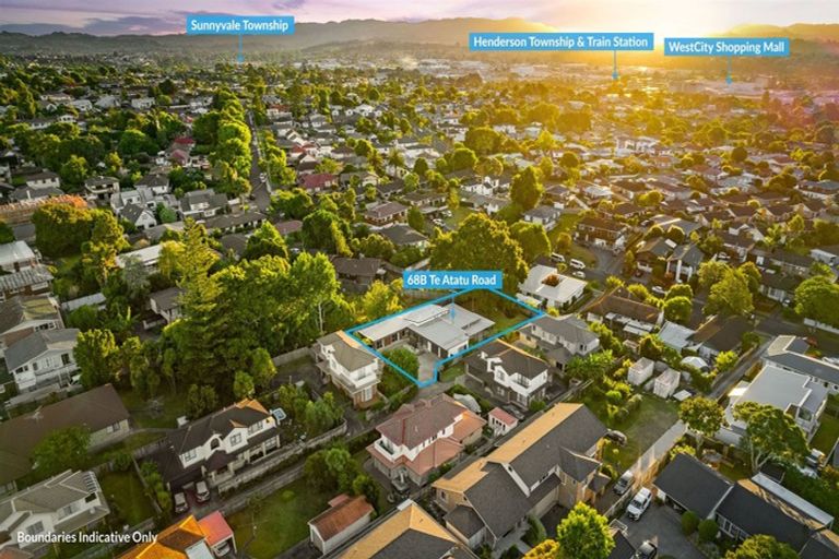 Photo of property in 68b Te Atatu Road, Te Atatu South, Auckland, 0610
