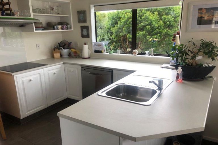 Photo of property in 7 Bluff Close, Kelson, Lower Hutt, 5010