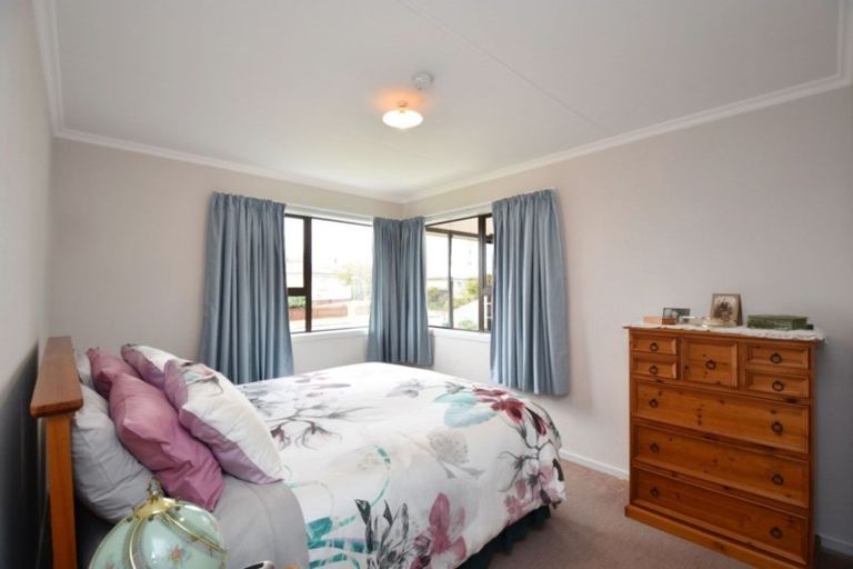 Photo of property in 65 Lothian Crescent, Strathern, Invercargill, 9812