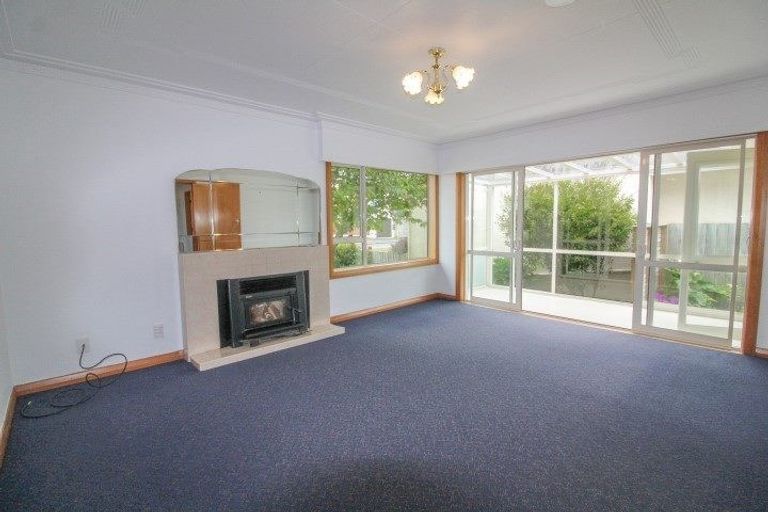 Photo of property in 127 Bay View Road, South Dunedin, Dunedin, 9012