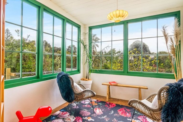 Photo of property in 31 Ocean Road, Paekakariki, 5034