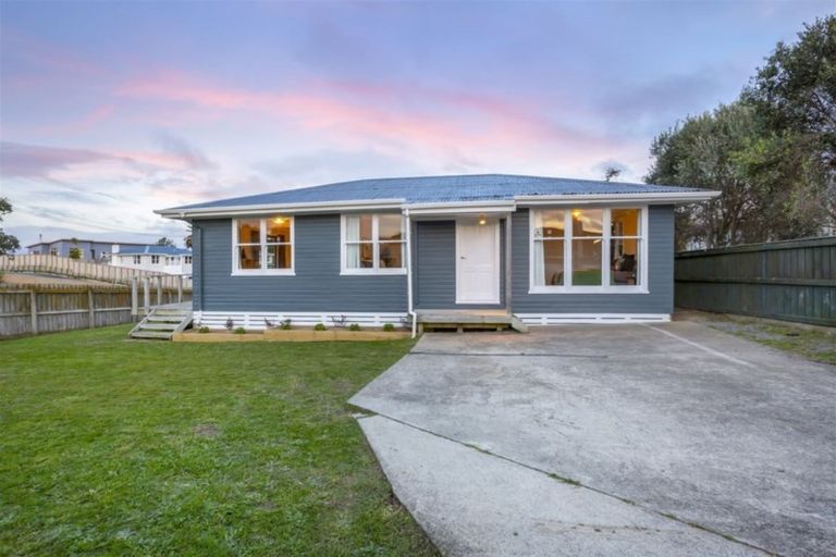 Photo of property in 27 Te Puke Street, Titahi Bay, Porirua, 5022