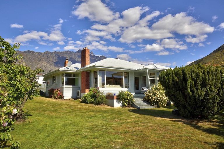 Photo of property in 5 Boyes Crescent, Frankton, Queenstown, 9300
