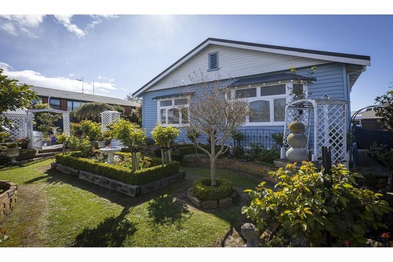 Photo of property in 51 Rathmore Street, West End, Timaru, 7910