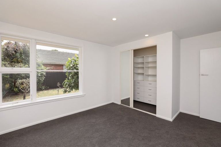 Photo of property in 2 Anstorer Street, Bryndwr, Christchurch, 8053