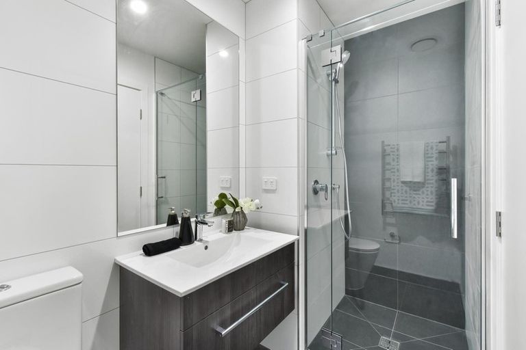 Photo of property in 1006/8 Lakewood Court, Manukau, Auckland, 2104