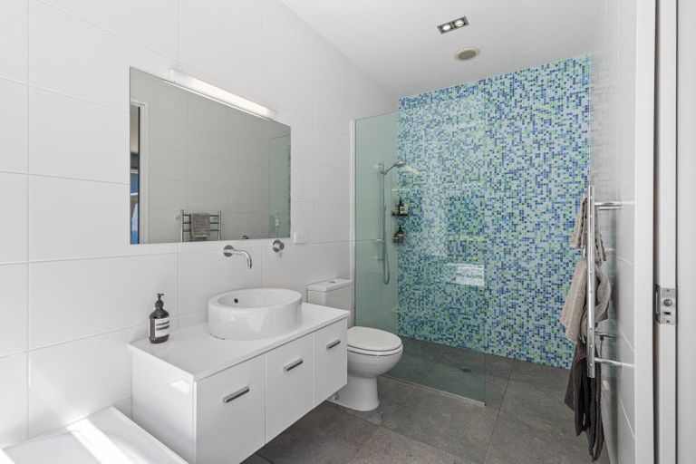 Photo of property in 411 Oaia Road, Muriwai, 0881