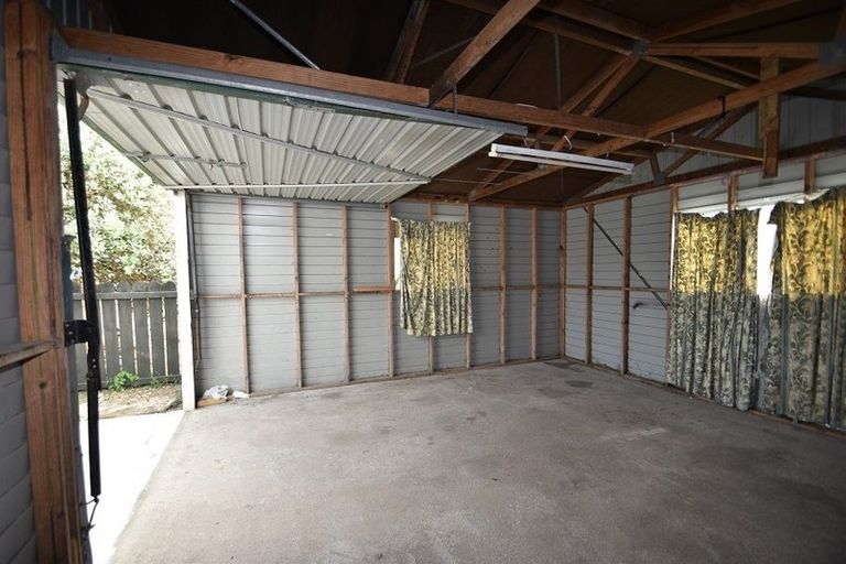 Photo of property in 1/14 Hatherley Place, Clendon Park, Auckland, 2103