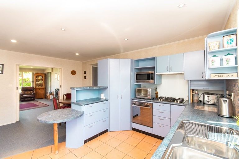 Photo of property in 11 Carl Avenue, Havelock North, 4130