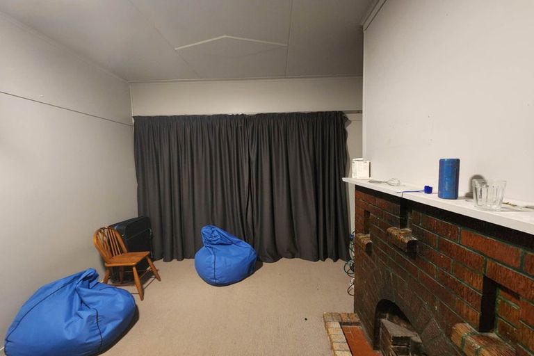 Photo of property in 201 Gladstone Road, Dalmore, Dunedin, 9010