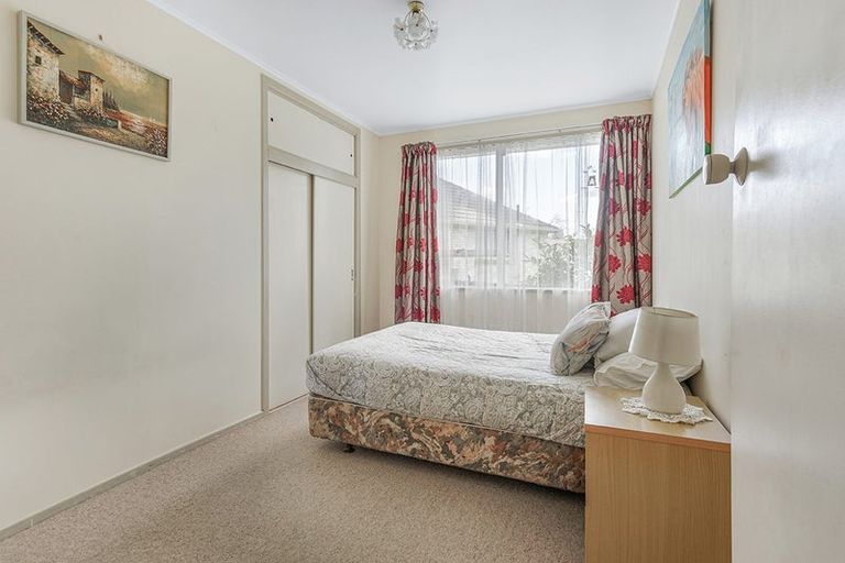 Photo of property in 10 Perry Place, Bader, Hamilton, 3206